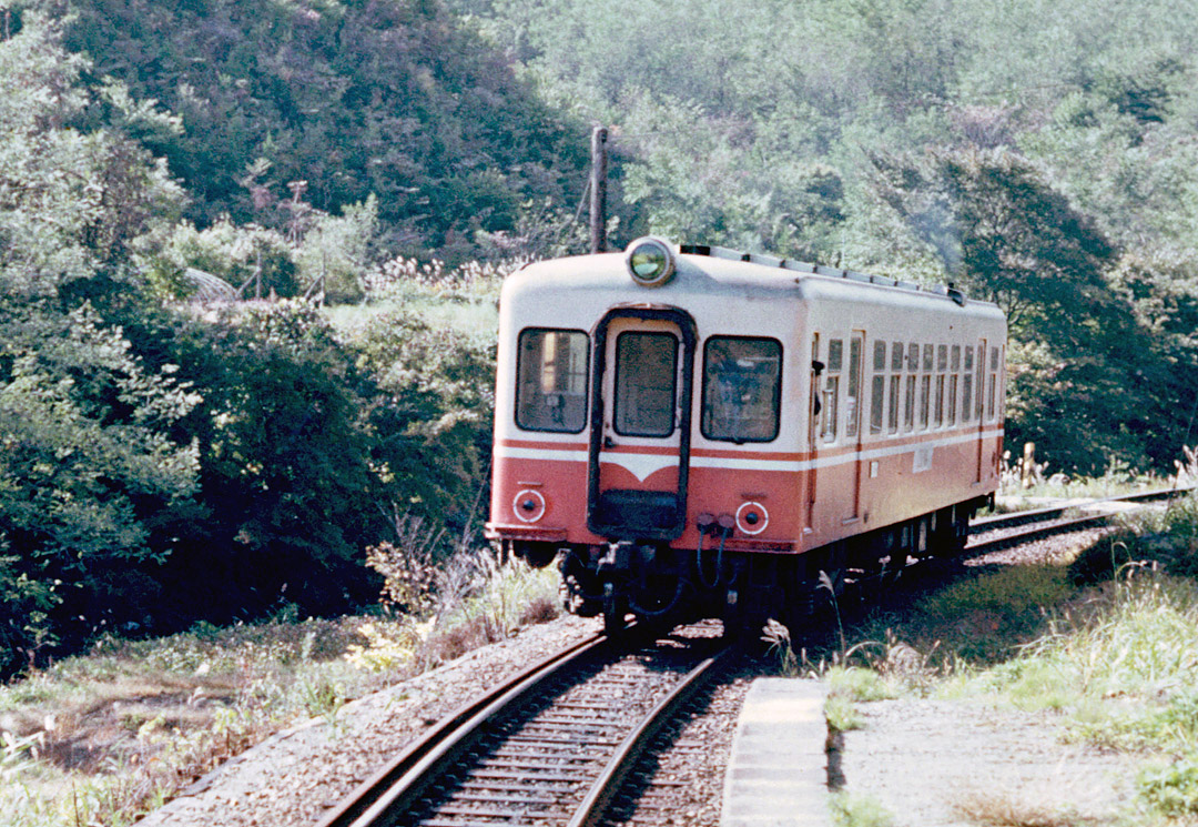 小坂鉄道キハ2100形