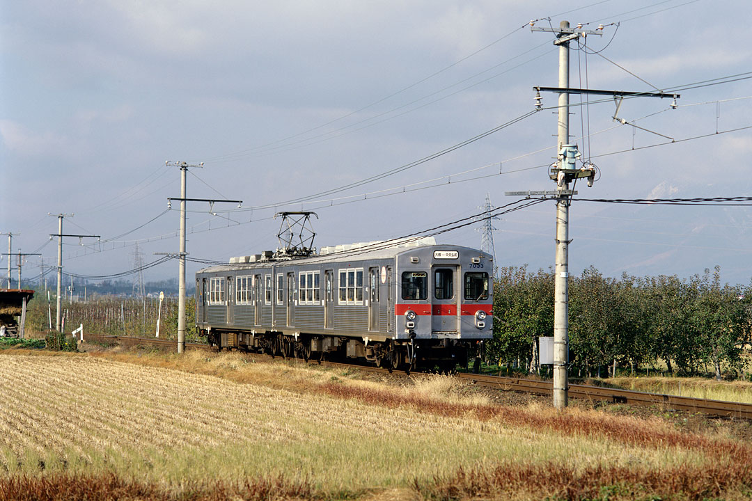 弘南鉄道大鰐線7000形7033