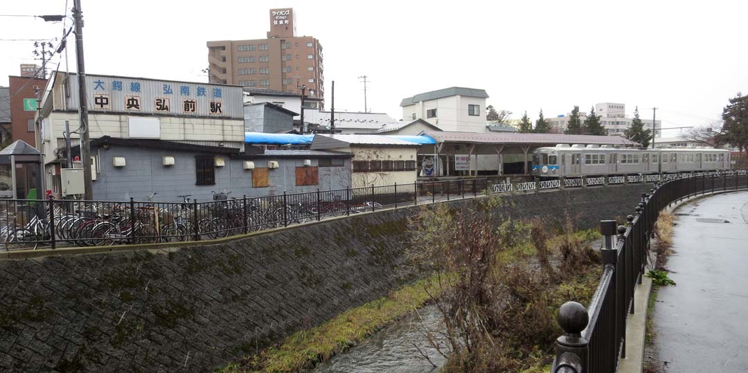 中央弘前駅2019.12-14