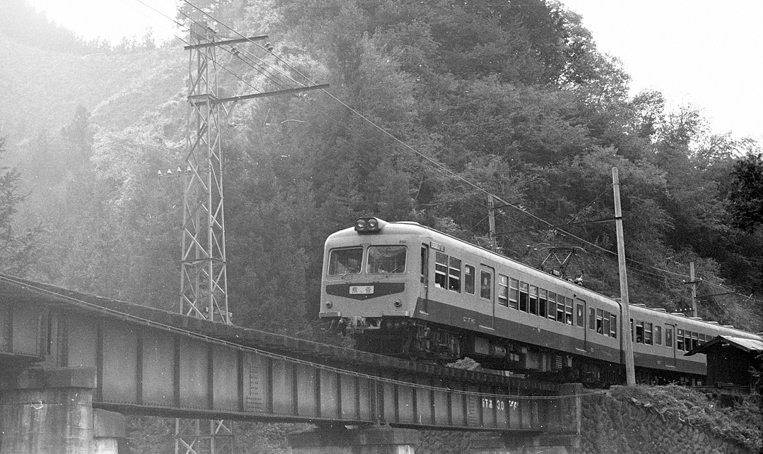 秩父鉄道デハ500形