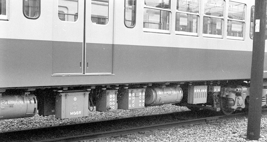 西武鉄道701系モハ床下