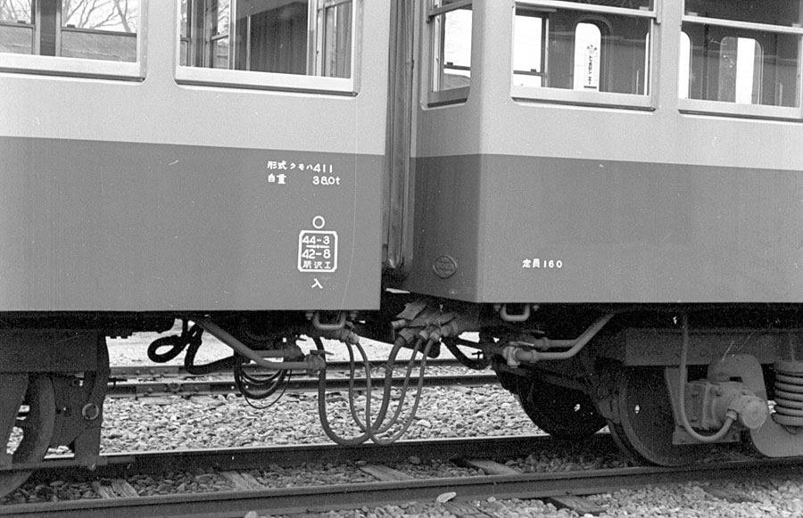 西武鉄道クモハ411形床下