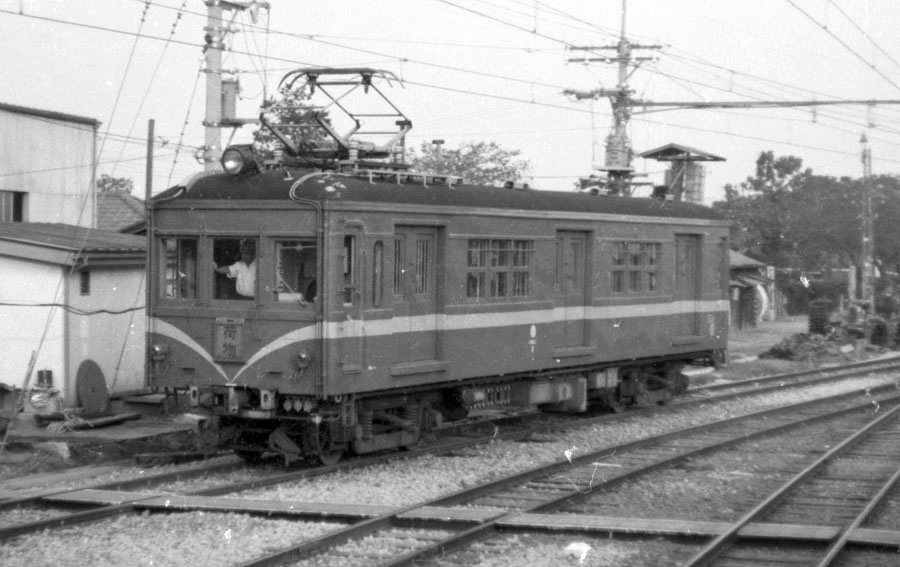 西武鉄道クモニ1