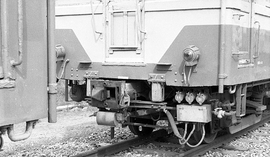 西武鉄道クモハ311形床下