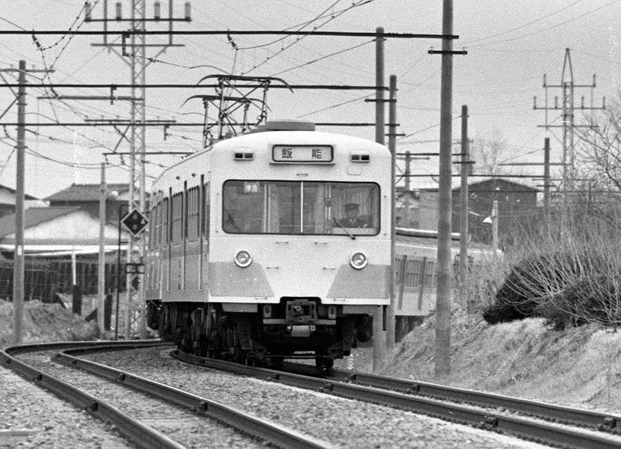 西武鉄道101系原色非冷房