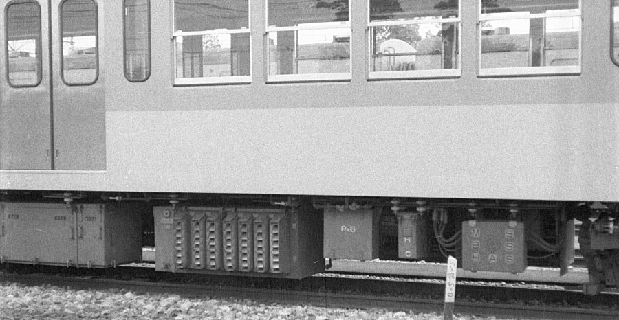 西武鉄道101系非冷房床下