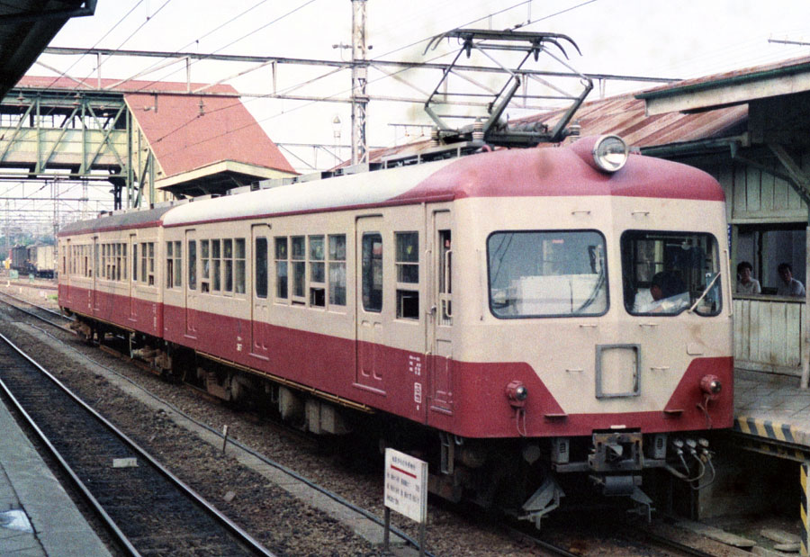 西武鉄道クモハ351形