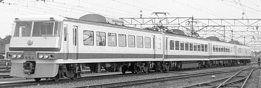 西武鉄道5000系レッドアロー「ちちぶ」