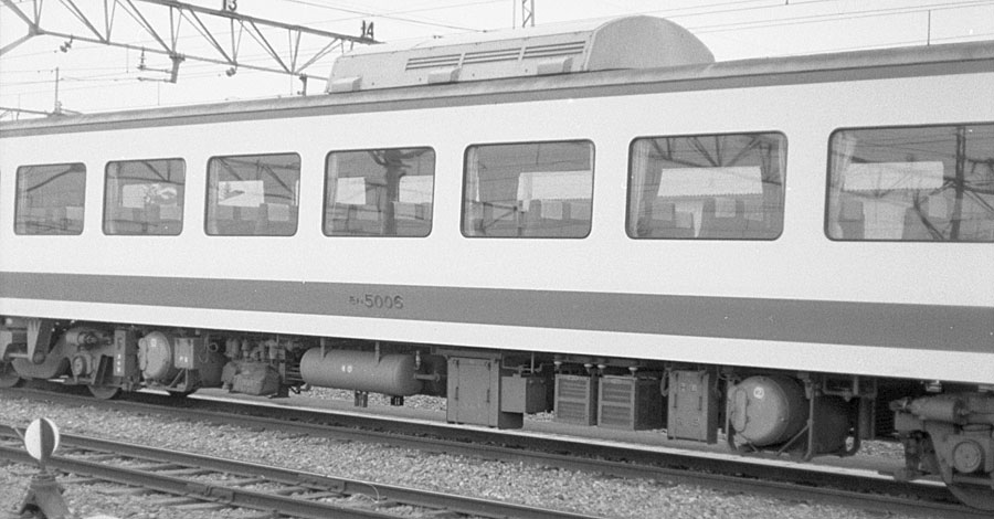 西武鉄道5000系レッドアロー床下機器