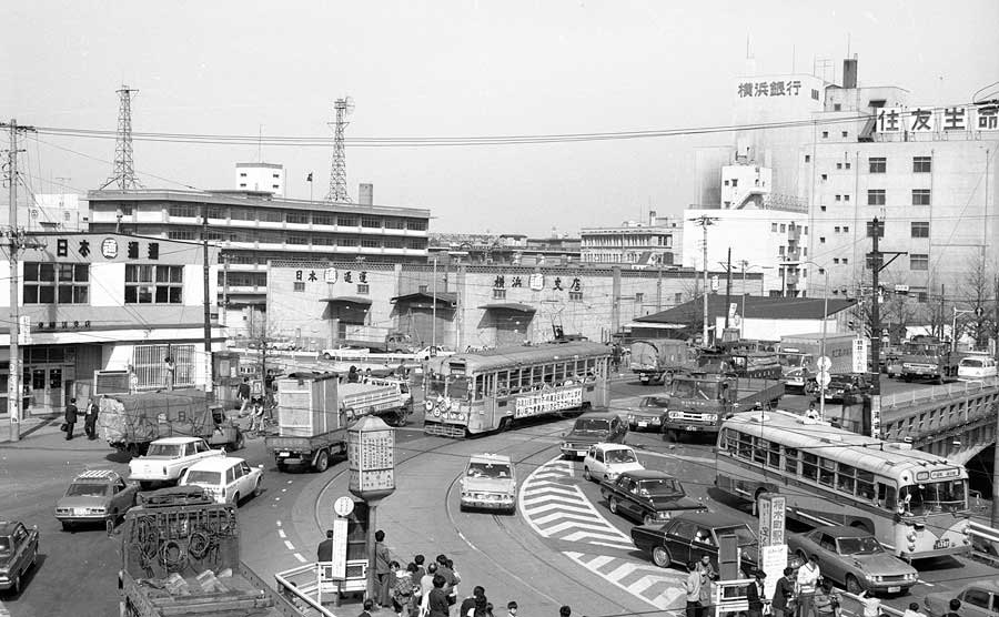 横浜市交通局 横浜市電全廃装飾車