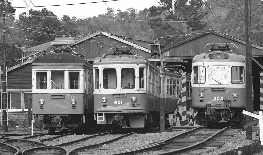 江ノ電800形801号,600形601号500形502号