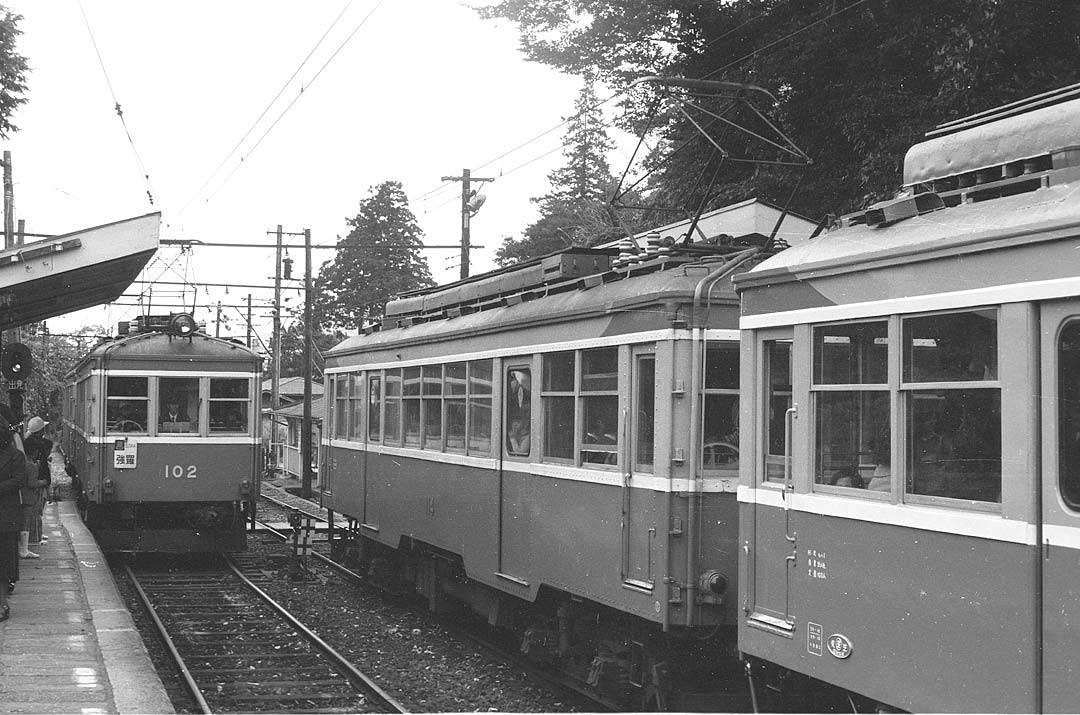 箱根登山鉄道モハ102号、114号