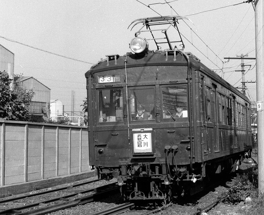 武蔵白石駅大川支線クモハ12051