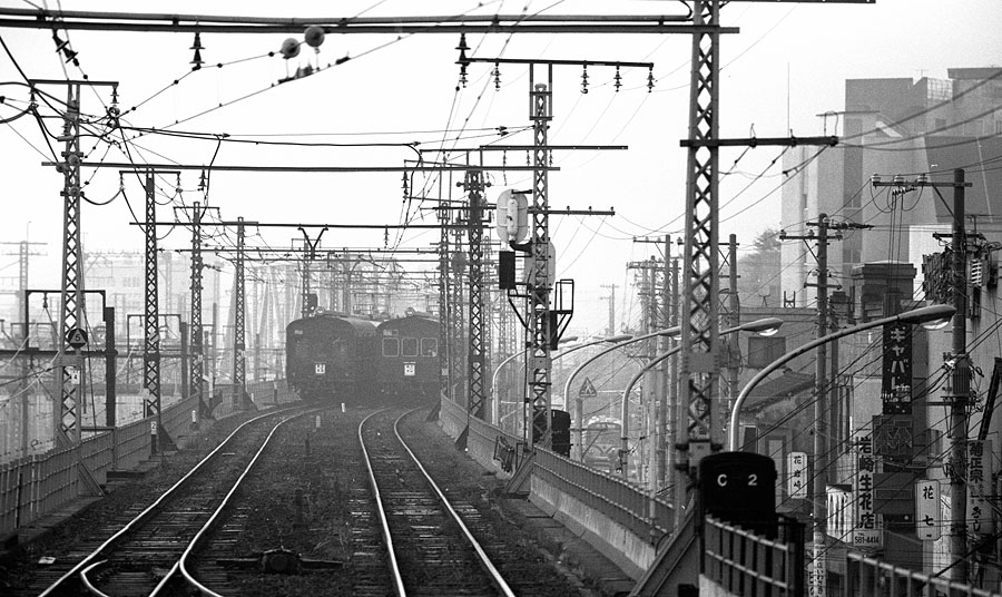 鶴見線鶴見駅構内