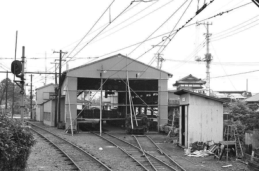 岳南鉄道検車区