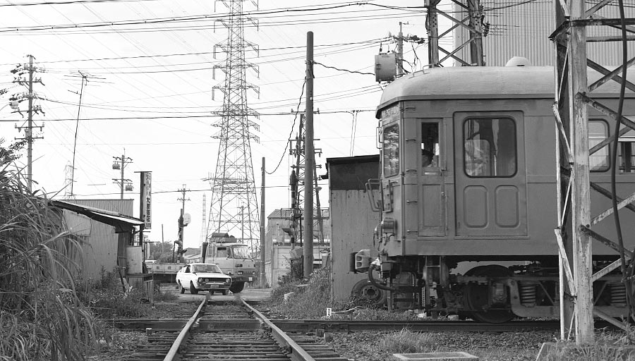 名鉄築港線クロッシング