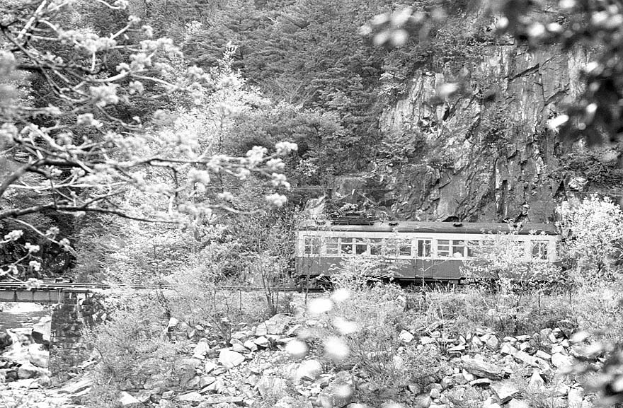 北恵那鉄道モ560形564号栗本館から