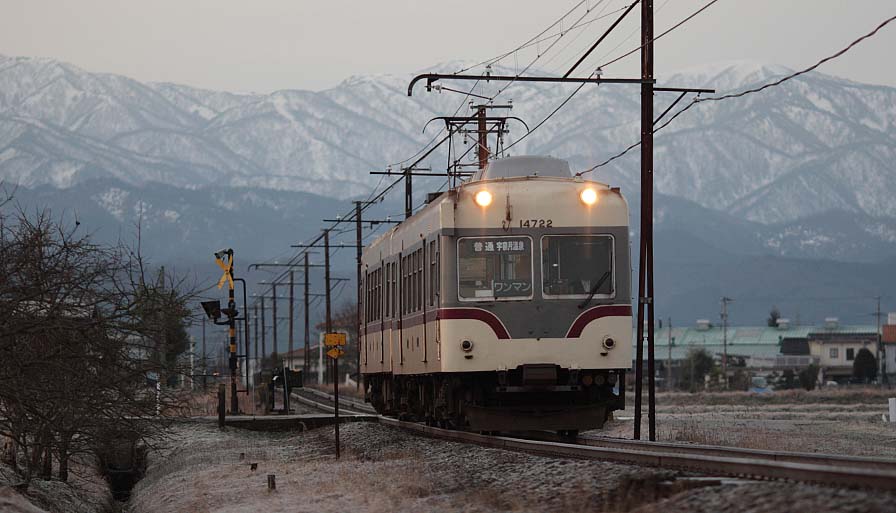 富山地鉄14722