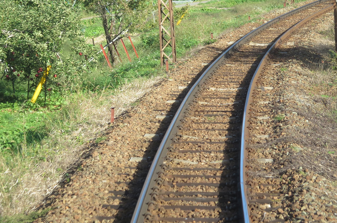 長野電鉄線路枕木締結状況-3