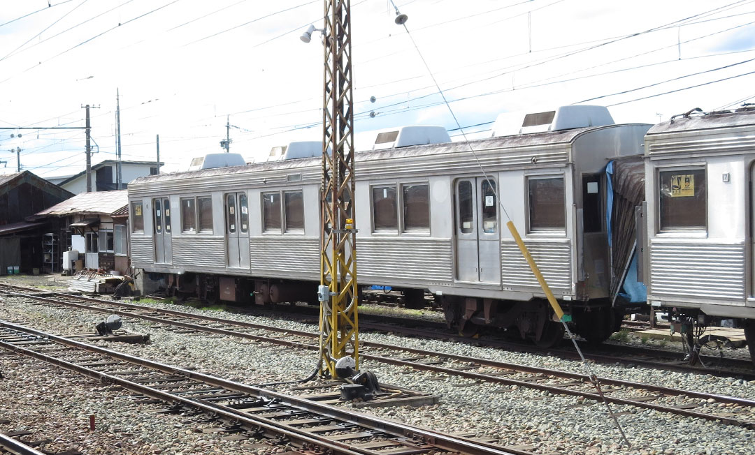 長野電鉄 須坂駅-8500部品取車