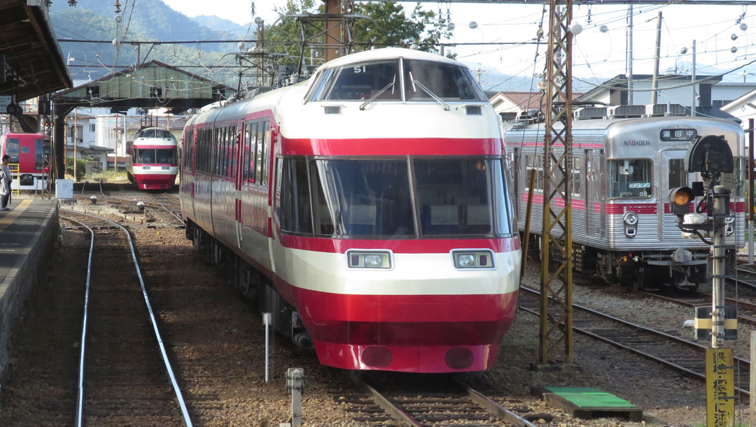 長野電鉄 須坂駅-1000