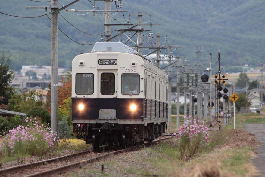 上田電鉄別所線7200系7555
