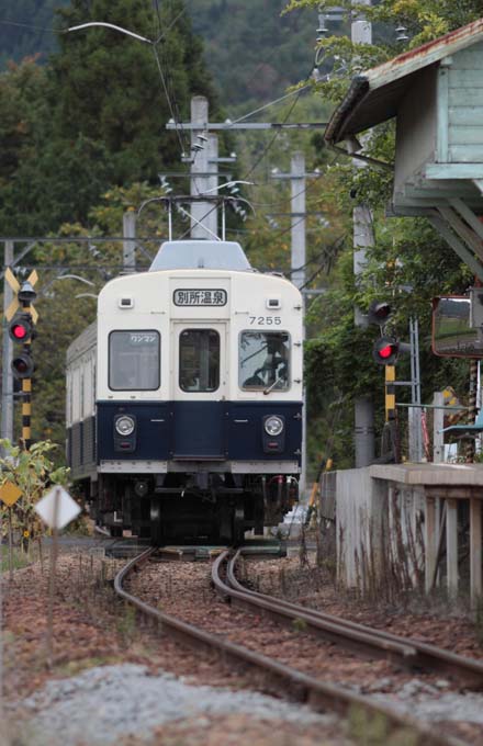 上田電鉄別所線7200系7255