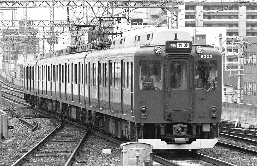 近鉄8302