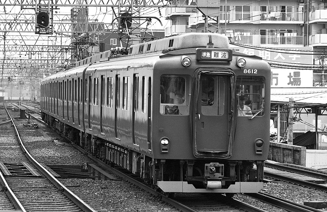 近鉄8612