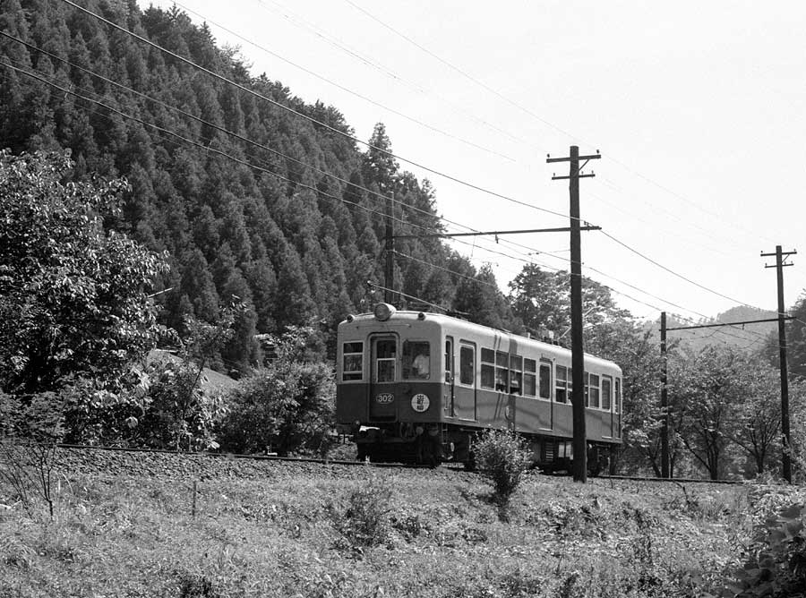 京福叡山線デオ302