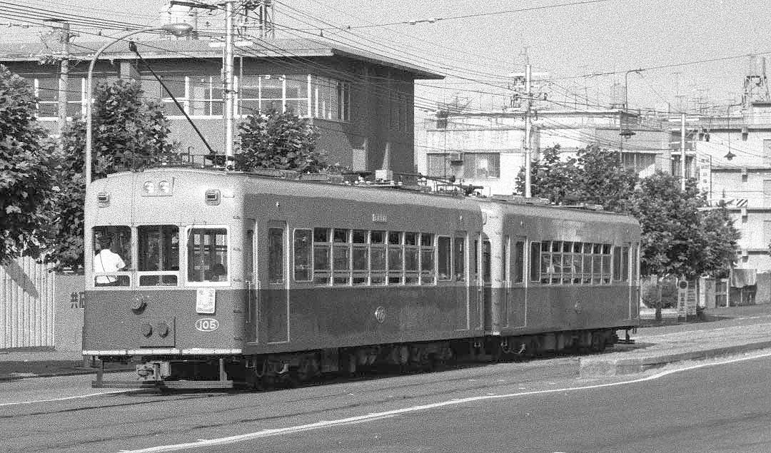 京福嵐山線ポール時代モボ105-2連