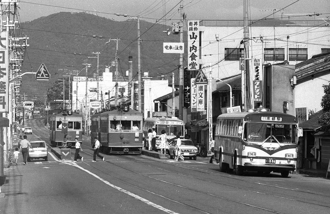 京福嵐山線ポール時代モボ124山ノ内電停