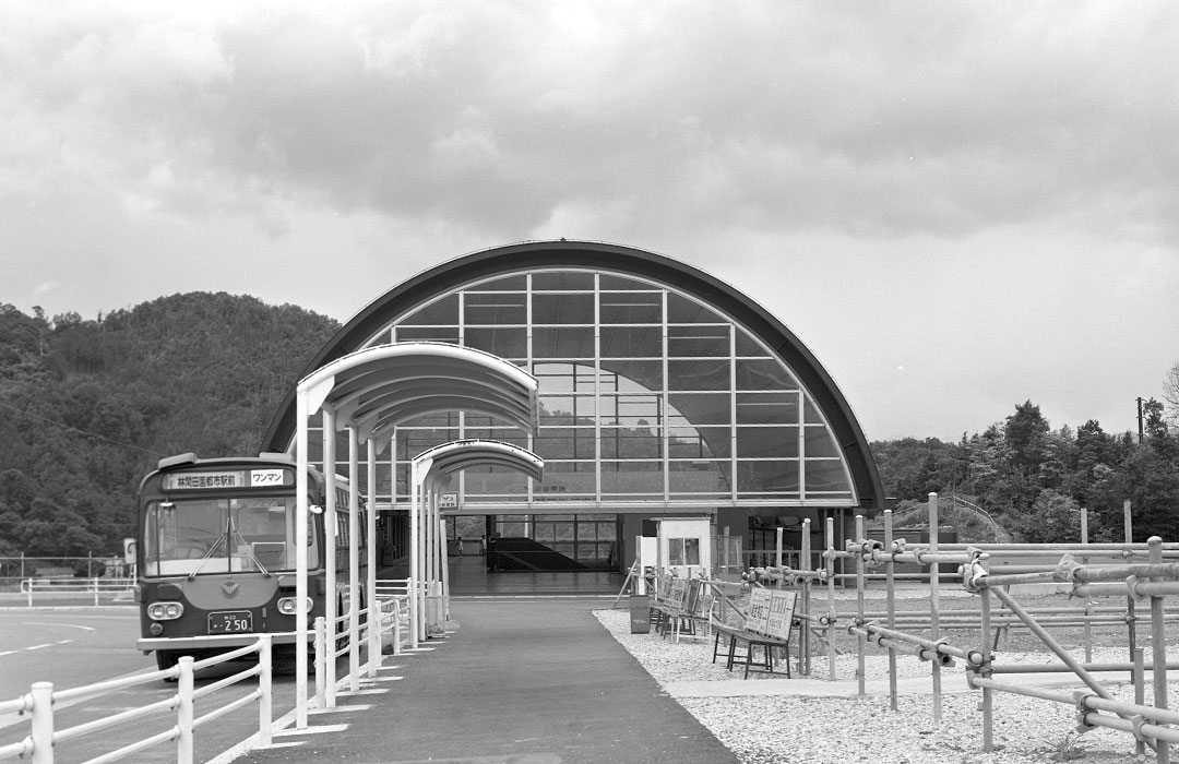 林間田園都市駅