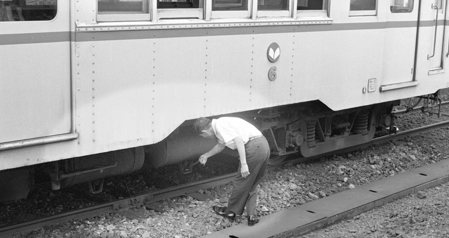 一畑電鉄デハ1形空気ダメドレン排出