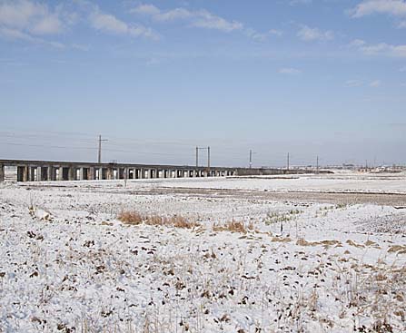 弘南鉄道尾上高架橋全景