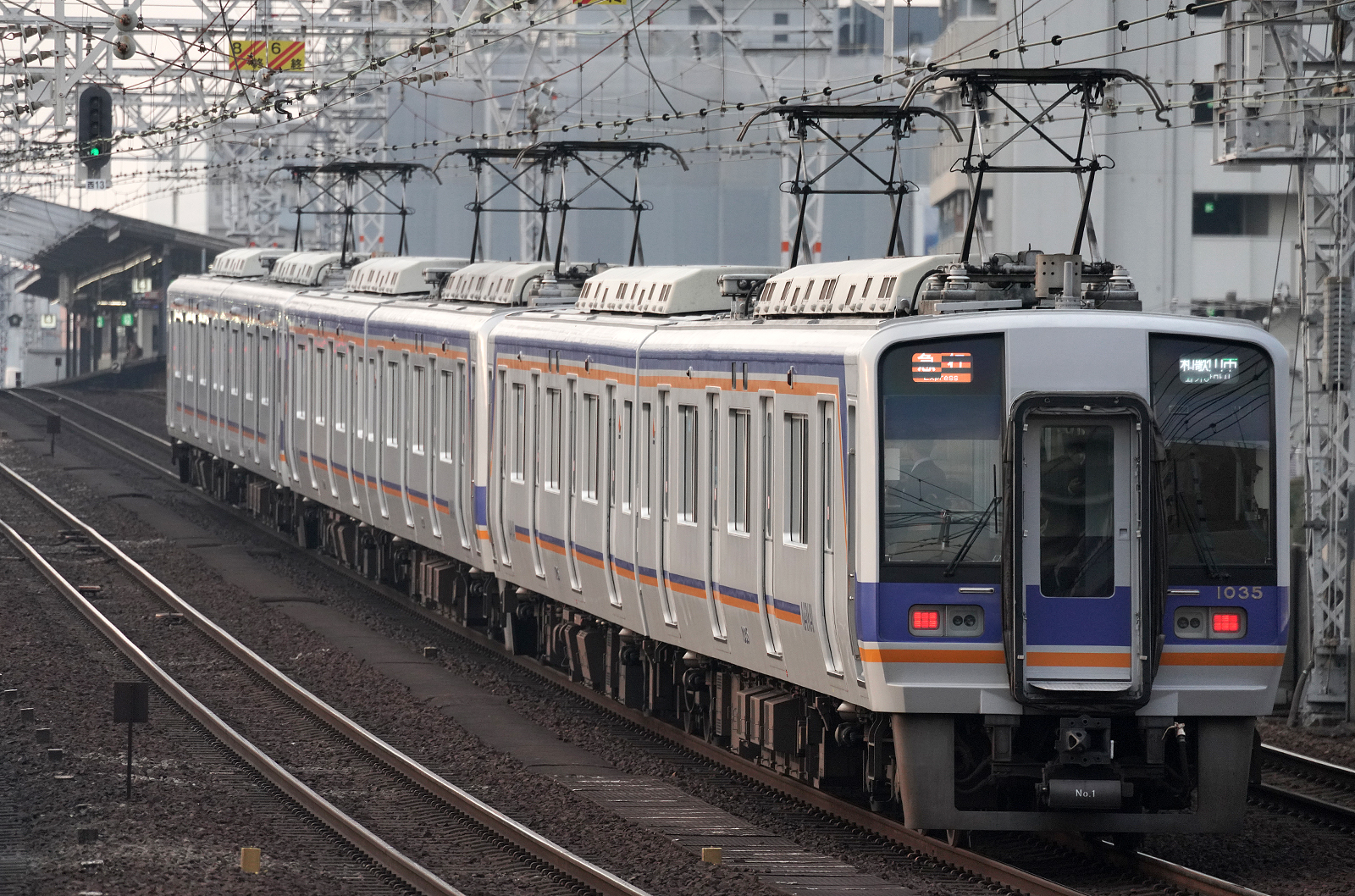 南海電鉄1035