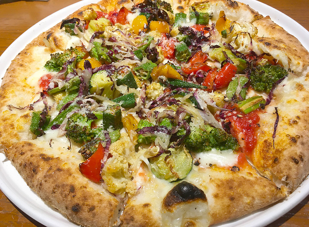 ラリラッサ-2022-熟成天日干しの野菜のピッツァ