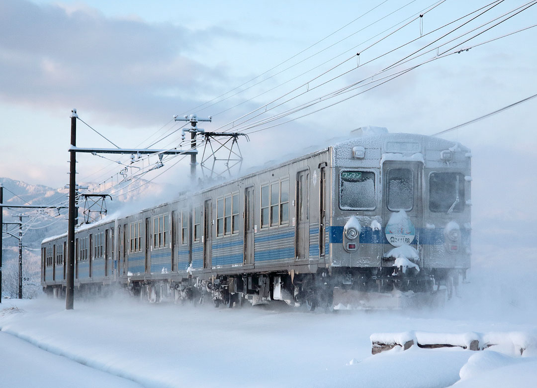 弘南鉄道 4連 朝の輸送力列車-28