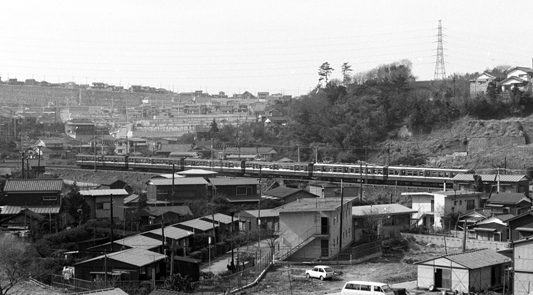 京浜急行400形デハ437