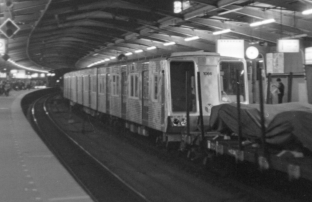 横浜市営地下鉄開業車両回送