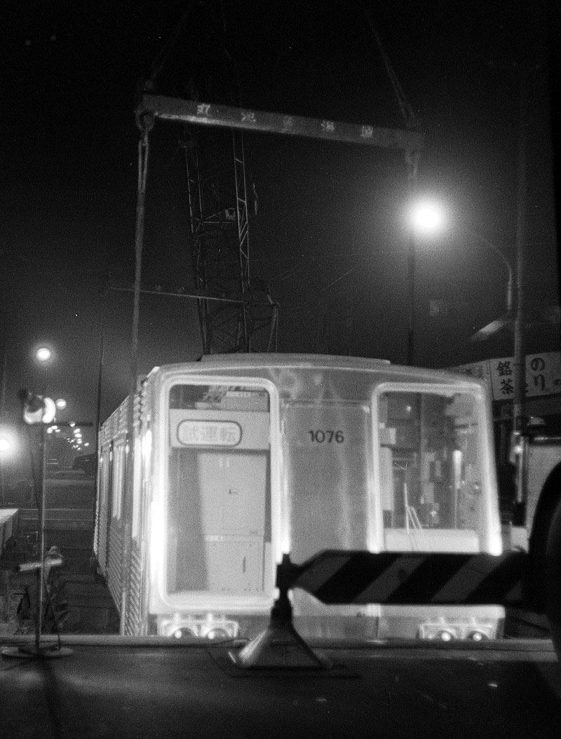 横浜市営地下鉄車両地下搬入