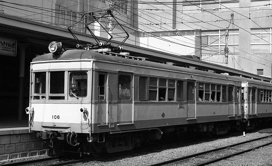 伊予鉄道モハ100形106